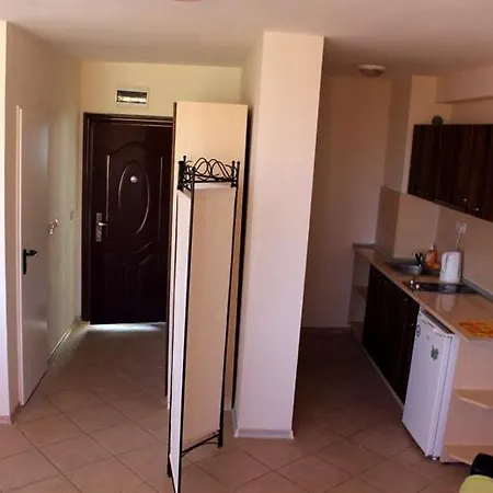 Apartcomplex Perla Апарт-готель 2*