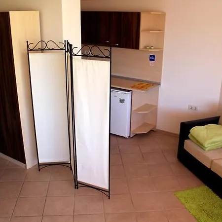 Apartcomplex Perla 2* Slăntjev Brjag