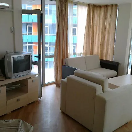 Apartcomplex Perla Slăntjev Brjag