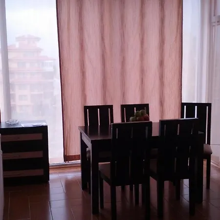 Апарт-готель Apartcomplex Perla Сонячний Берег
